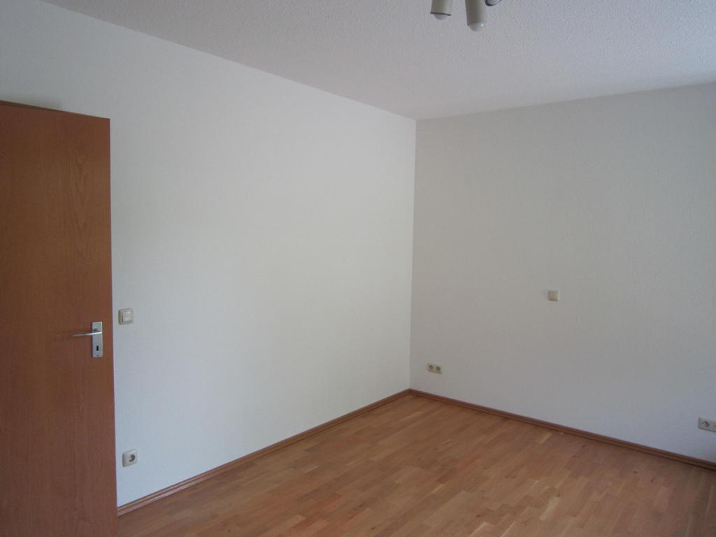2,5-Zimmer-Wohnung 80 qm, 2 Loggien, 1 Außenstellplatz - Foto 3