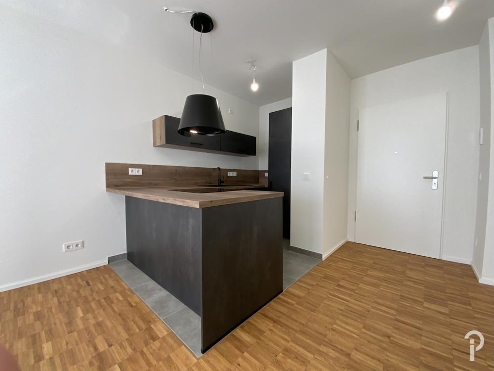Traumhafte 2 Zimmer-Wohnung mit Einbauküche in unmittelbarer Rheinnähe inkl. TG-Platz - Photo 4