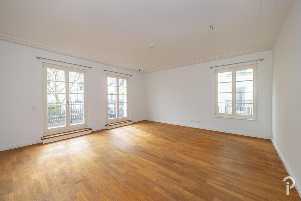 Wohnen in hochwertigem Ambiente mit internationalem Flair. 3 Zi-Wohnung in den Heinrich-Heine-Gärten - Photo 2