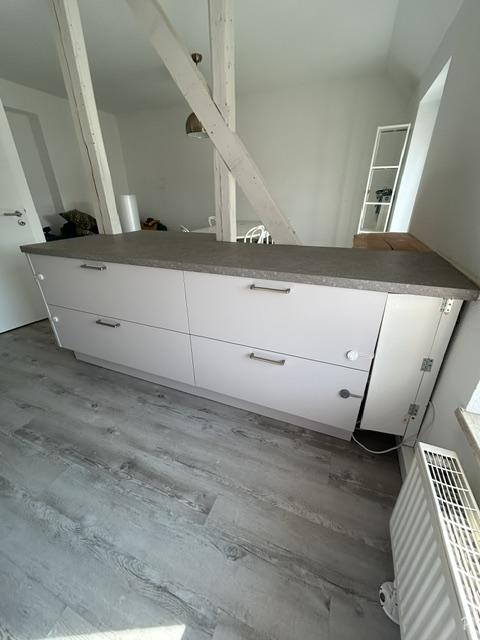 Stilvolle Dachgeschosswohnung über zwei Ebenen in Unterbilk - Photo 1