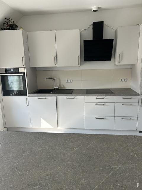 Stilvolle Dachgeschosswohnung über zwei Ebenen in Unterbilk - Photo 2