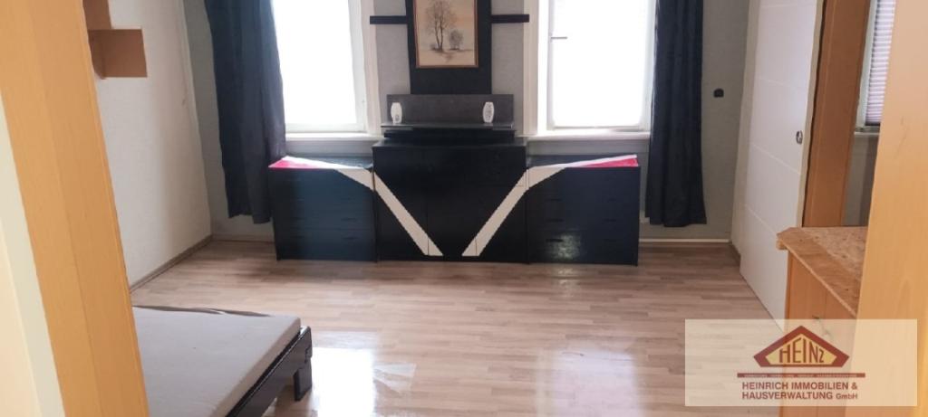 2 Zimmer Wohnung in Stadtroda, Geraer Str. 40 in Teilmöbliertem Zustand - Photo 1