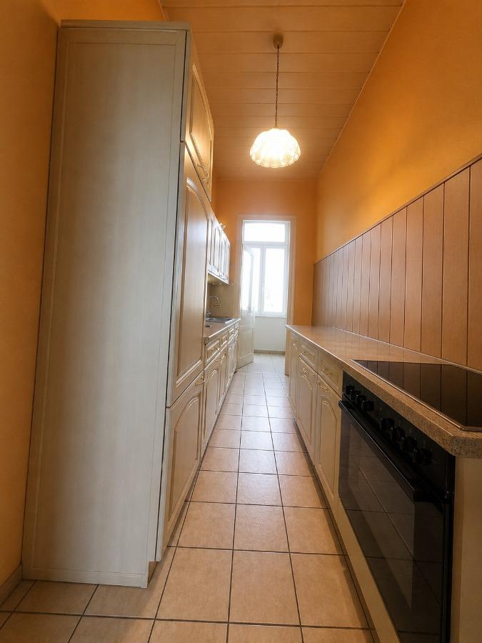 Großzügige 5-Zimmer-Wohnung mit Balkon in Eisenberg - Foto 1