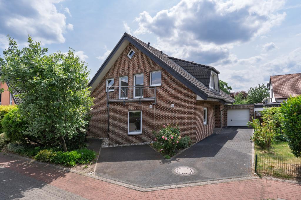 Straßenansicht