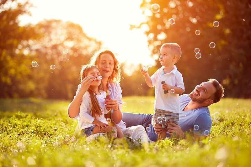 Haus-Familie-Garten-Serie-20-11