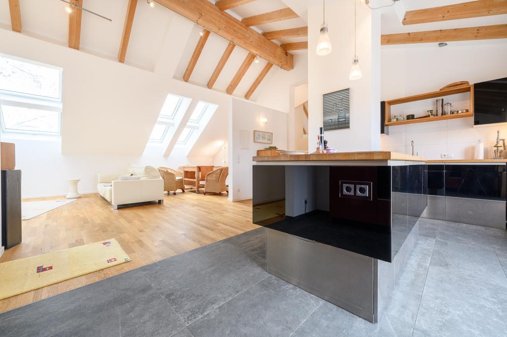 WOHNEN FÜR DESIGNLIEBHABER - Foto 2