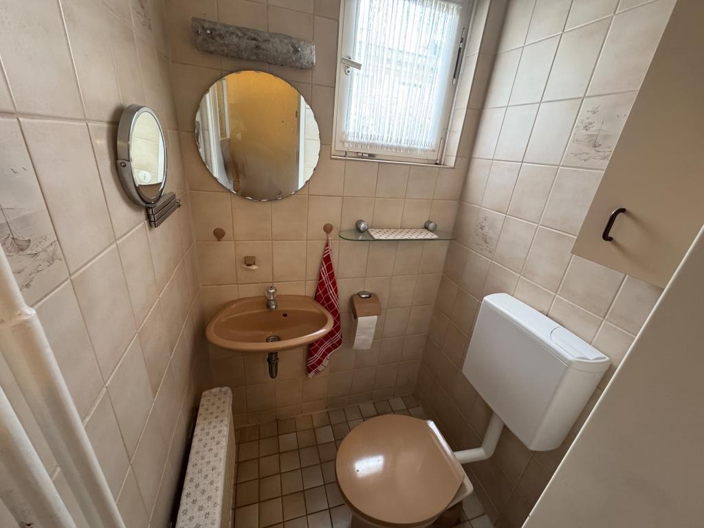 Gäste-WC EG