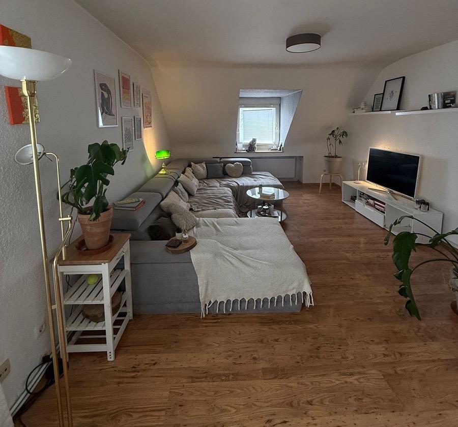 Großzügige, hochwertig modernisierte 3-Zimmer-Wohnung mit neuem Badezimmer in ruhiger - Foto 1