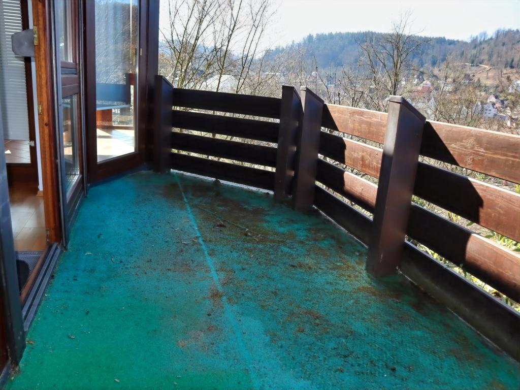 Großer Balkon mit herrlichem Blick über Calw