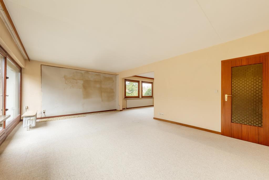 Lichterfülltes Wohnzimmer