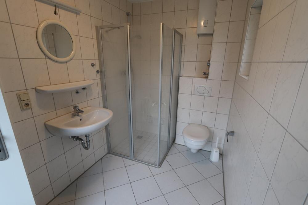 Ruhig und doch zentral mit Gartenanteil in Jever - Photo 5