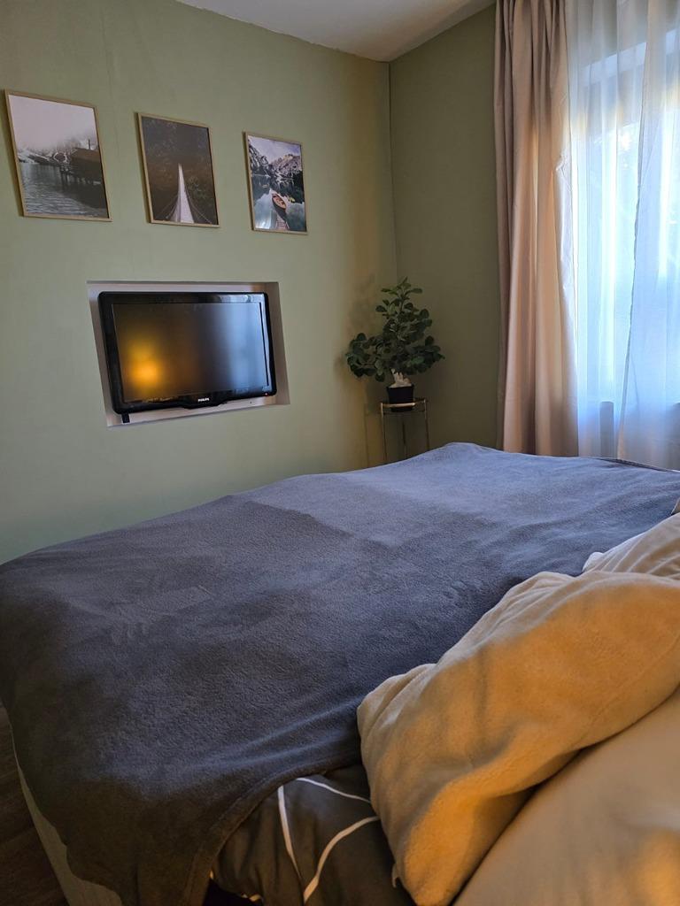 Schlafzimmer 2. .jpg