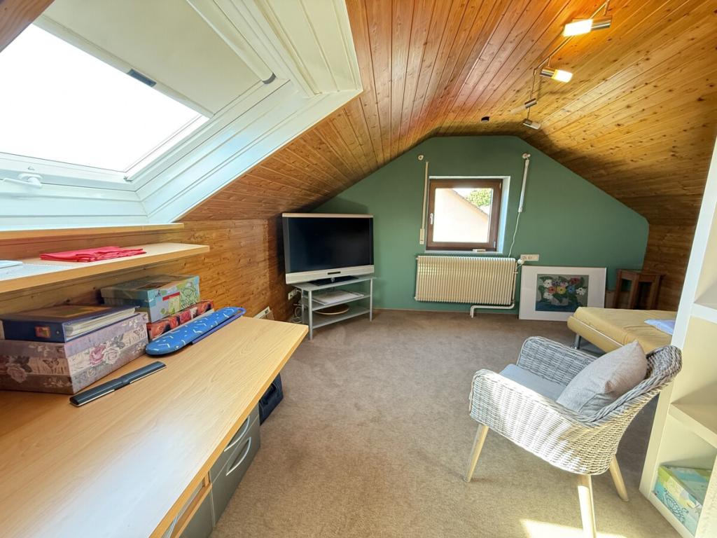 Büro - Gast - Kinderzimmer im DG