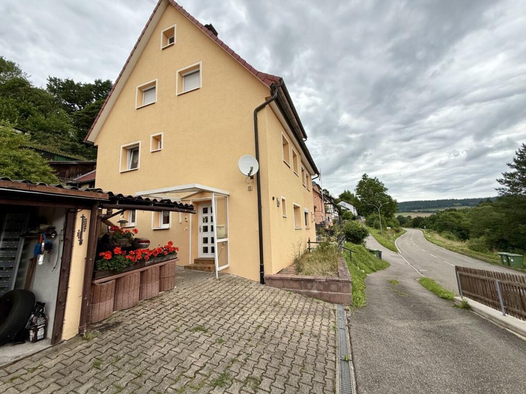 Zufahrt 