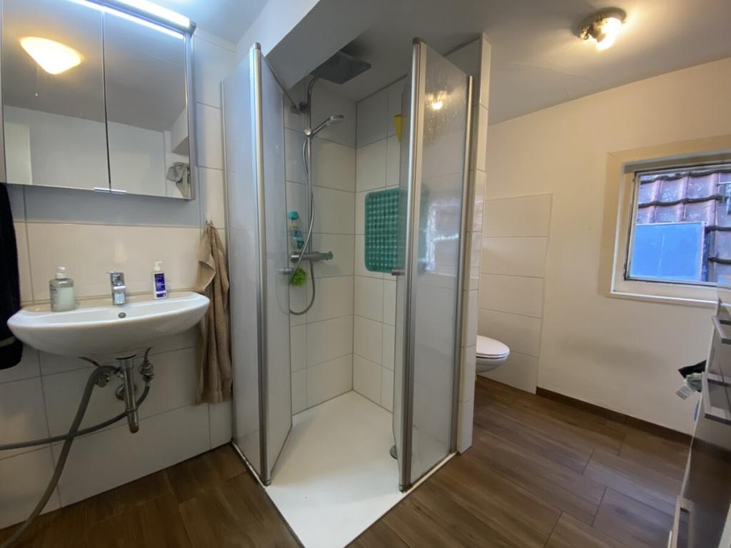 Zentral gelegene 3-Zimmer-Wohnung direkt am Marktplatz - Photo 3