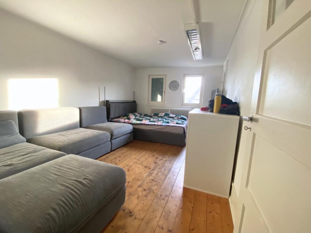 Zentral gelegene 3-Zimmer-Wohnung direkt am Marktplatz - Photo 1