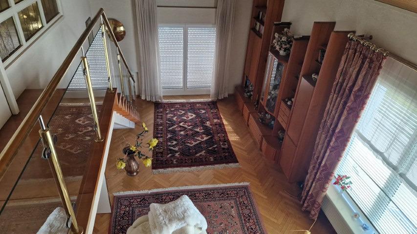 22. Wohnzimmer-ZG.jpg