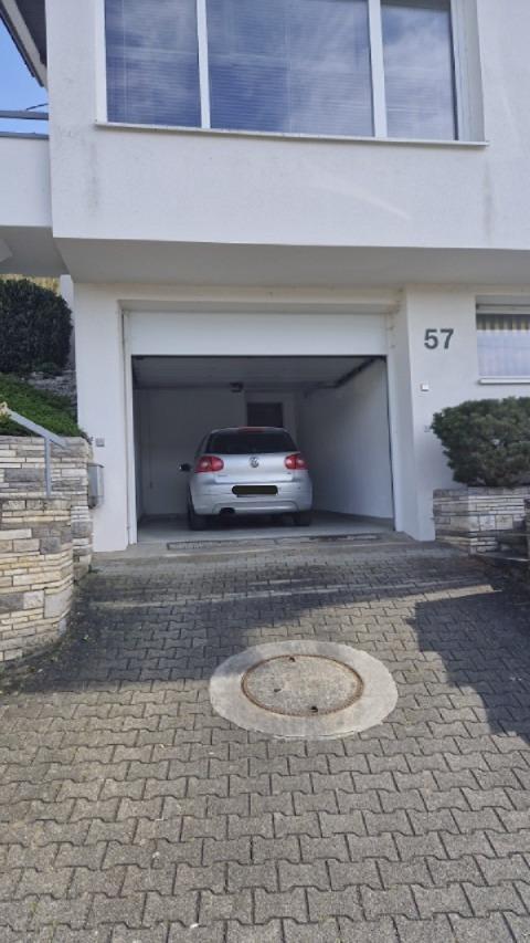 27. Garage.JPG
