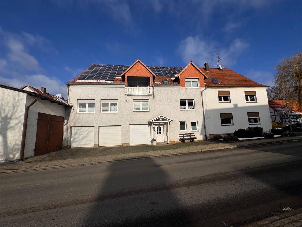 Immobilie in Grebenstein - Zwei Doppelhaushälften aus unterschiedlichen Baujahren in ruhiger Lage von Udenhausen! - Bild 1