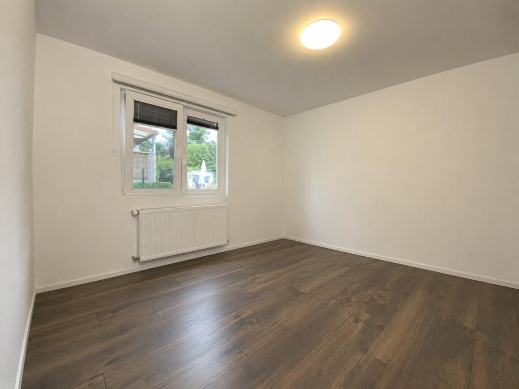 Wie im eigenen Haus - Erdgeschosswohnung mit Gartenidylle in bester Lage - Photo 3
