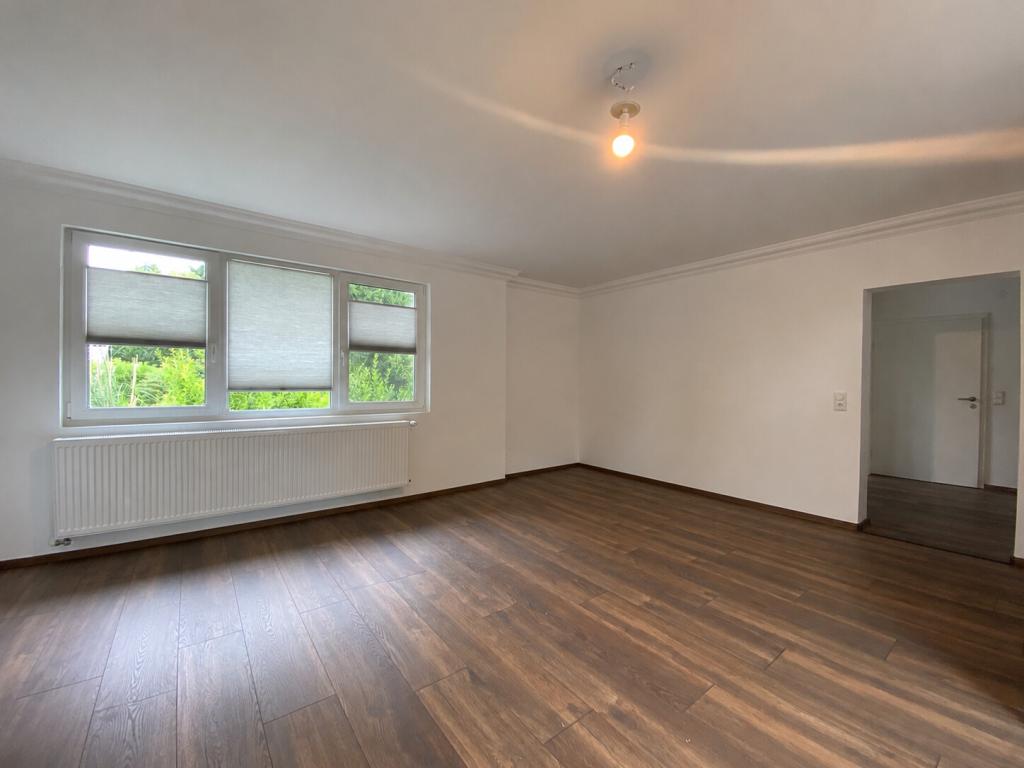 Wie im eigenen Haus - Erdgeschosswohnung mit Gartenidylle in bester Lage - Photo 2
