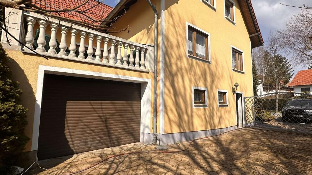 Haus seitlich