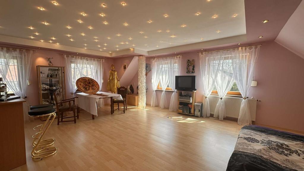 DG Schlafzimmer 1