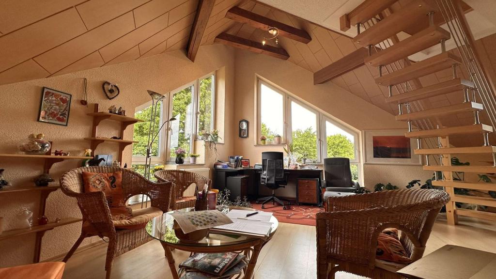 Wohnzimmer DG