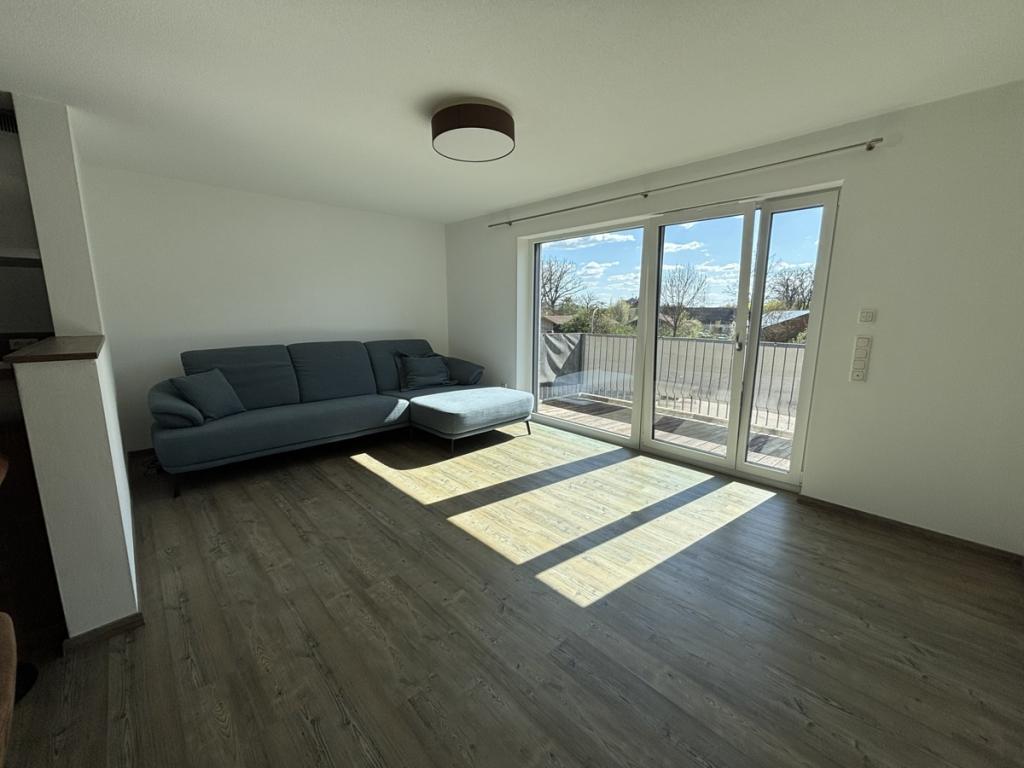 Diese Wohnung hat mehr! Geräumige 3-Zimmer-Wohnung mit 2 Bädern in Schirmitz - Photo 3