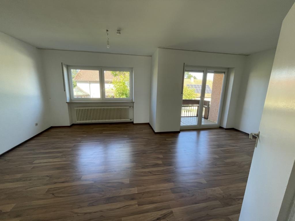 Familienfreundliche Doppelhaushälfte mit Garten und Terrasse in Tirschenreuth zu vermieten - Photo 1