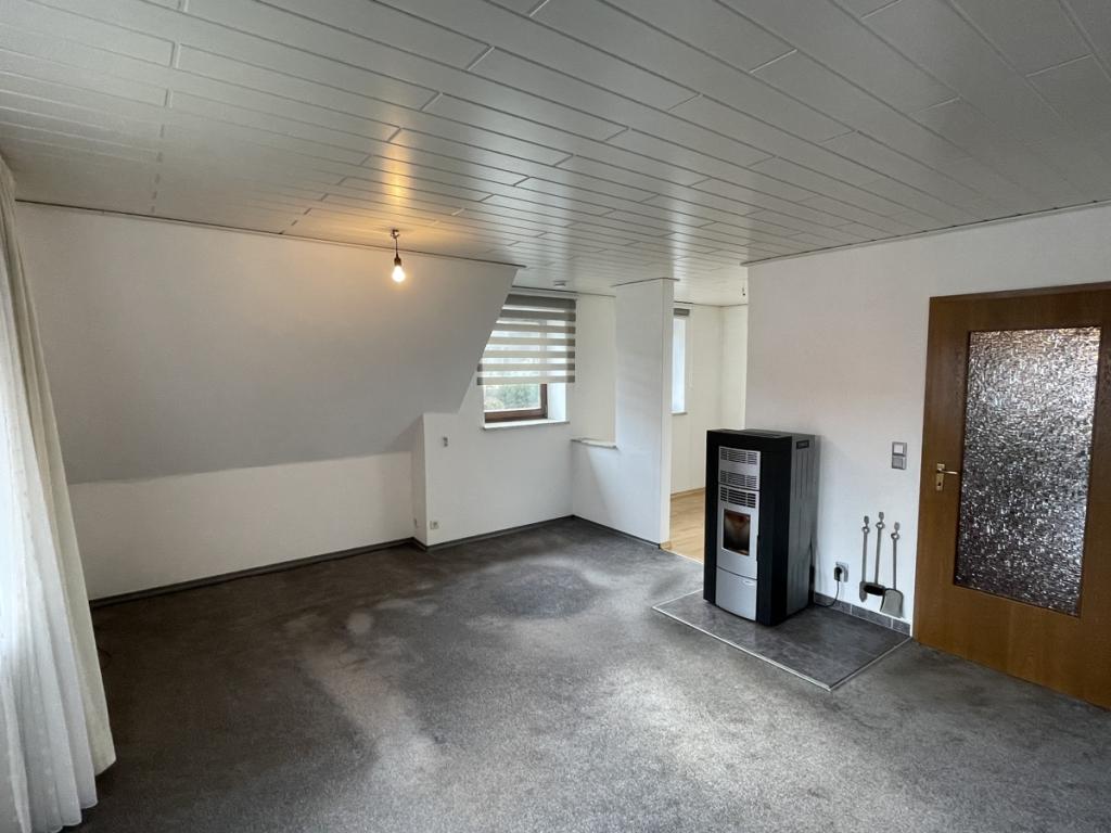 Wohnzimmer & Küche OG
