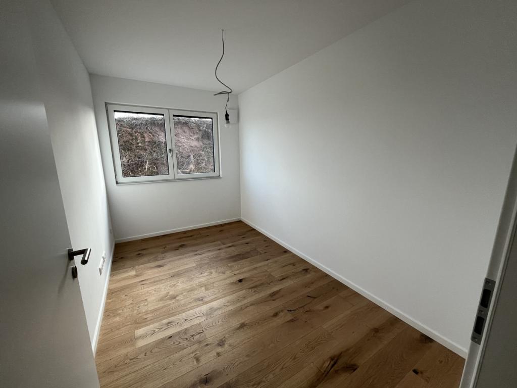 Zimmer Whg. 4 Haus 2 (2)