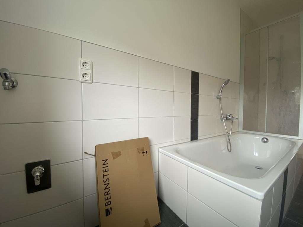 Sehr schöne, große 4-Zimmer-Wohnung mit Balkon in Irchenrieth zu vermieten! - Foto 4