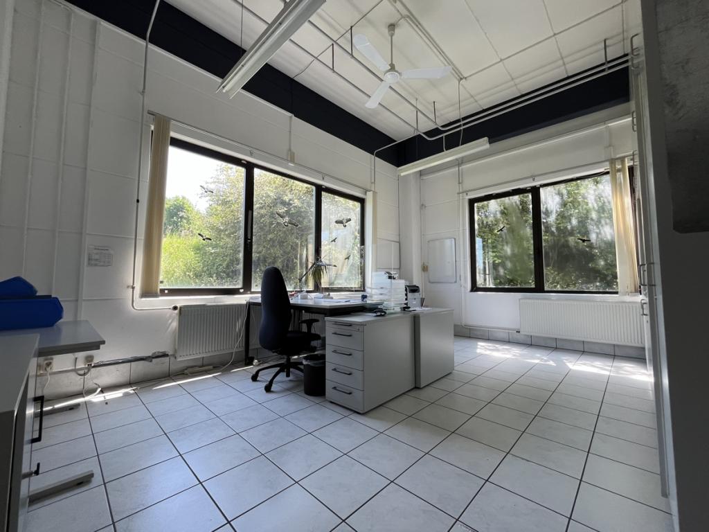 Büro Versandlager