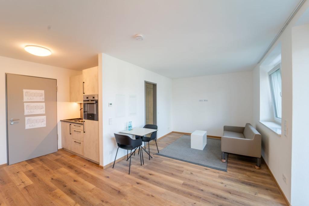 Modern-Möblierte 2-Zimmer Wohnung im Apartmenthaus am Klinikum! - Foto 1