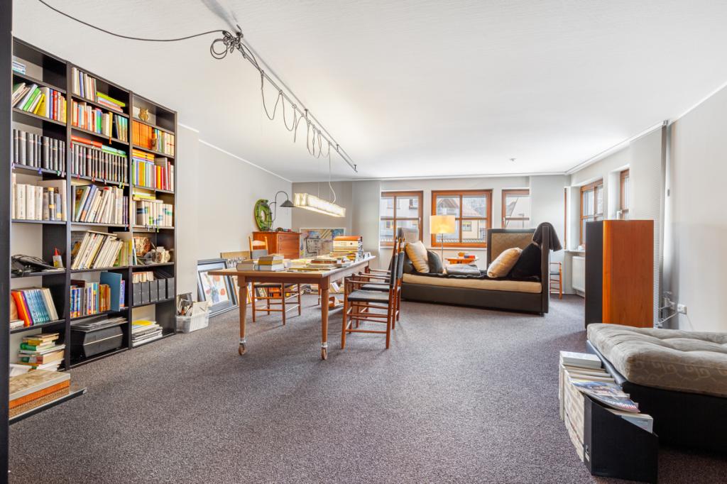 Exklusive Wohnung mit Balkon und Terrasse in Vohenstrauß zu vermieten! - Photo 2