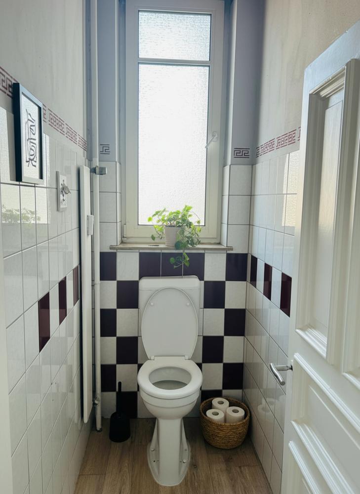 Dillingen-Saar: Charmante Altbauwohnung mit 141 m², 5 Zimmern, offener Küche und hohen Decken - Photo 5