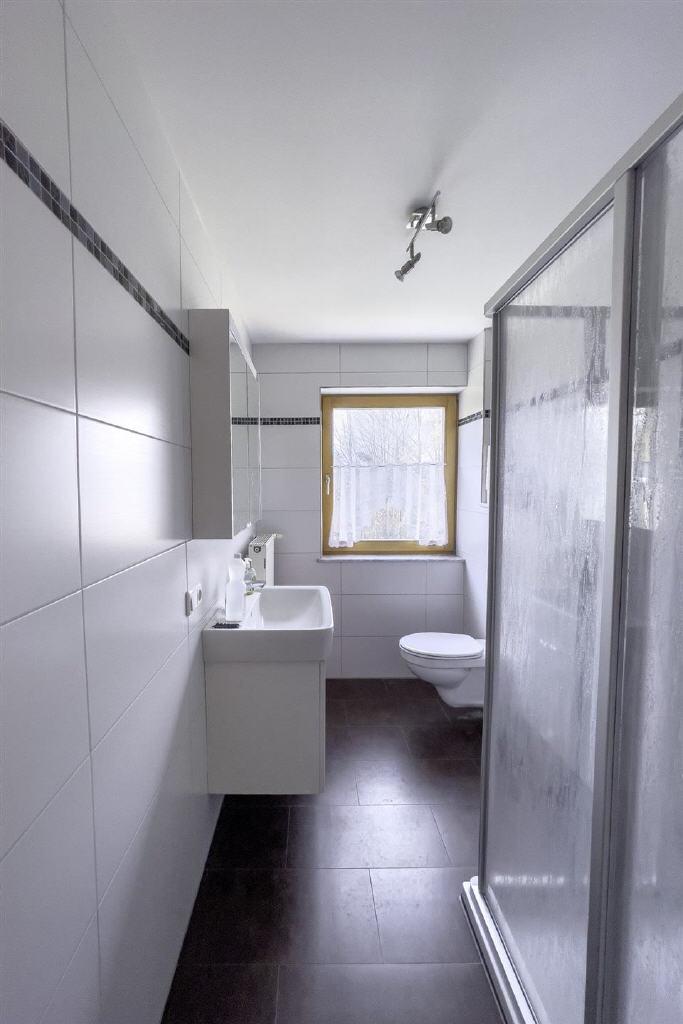 Badezimmer EG