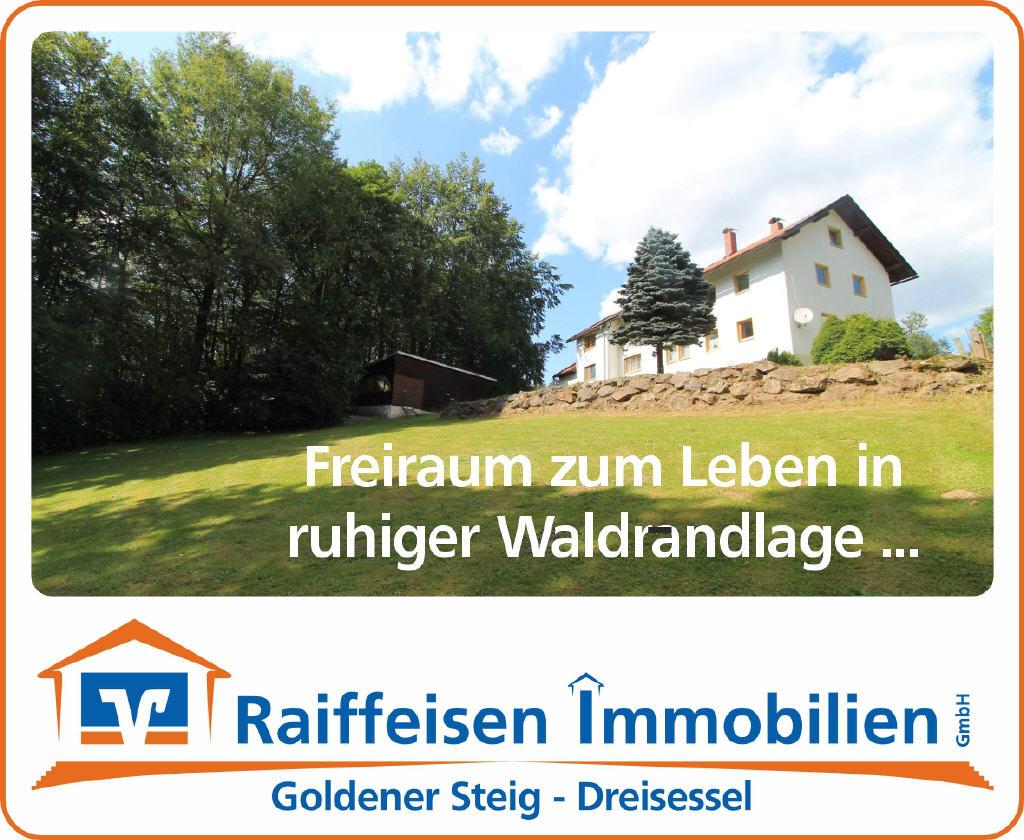 Großzügiges Wohnhaus und Grundstück
