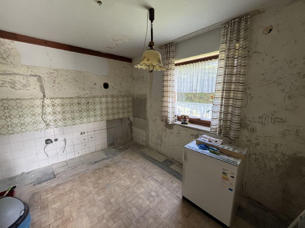 Küche EG - renovierungsbedürftig