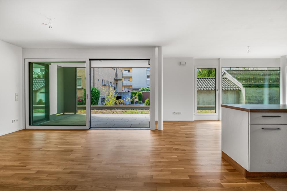 Moderne 4-Zimmer-Erdgeschosswohnung mit Terrasse in zentrumsnaher Lage von Friedrichshafen - Photo 1