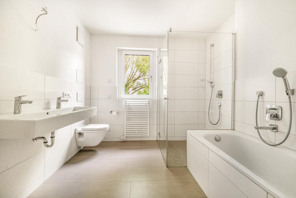 Moderne 4-Zimmer-Erdgeschosswohnung mit Terrasse in zentrumsnaher Lage von Friedrichshafen - Photo 5