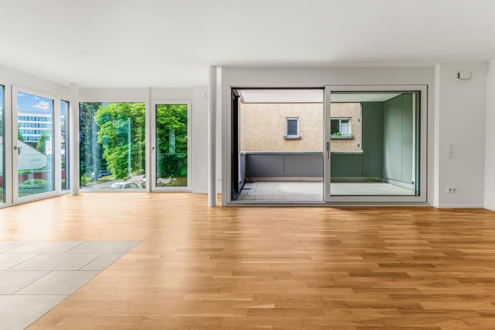 Moderne 3-Zimmer-Wohnung im 1. OG mit Balkon in zentrumsnaher Lage von Friedrichshafen - Photo 2