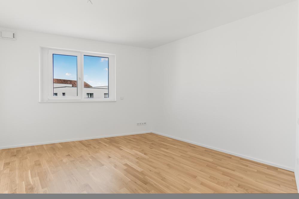 Moderne 3-Zimmer-Dachgeschosswohnung mit Balkon in zentrumsnaher Lage von Friedrichshafen - Photo 3