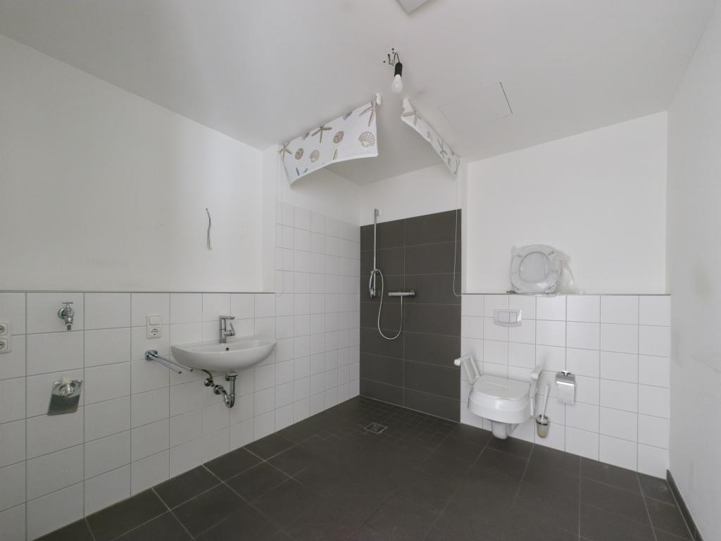 Moderne 2-Zimmer-Erdgeschosswohnung mit Terrasse in Hückelhoven zur Miete! - Photo 3