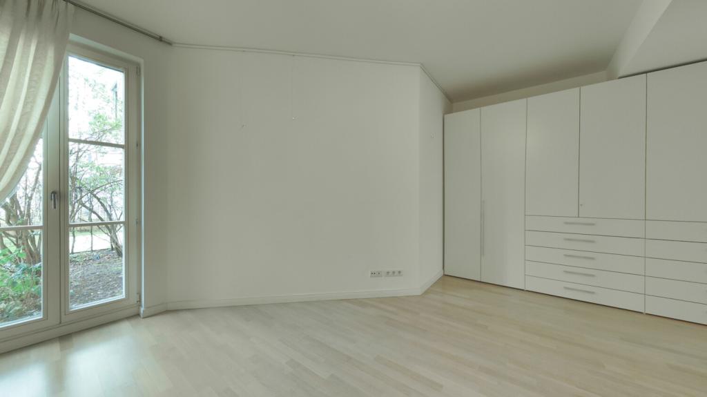 Elegante Erdgeschosswohnung mit Sicherheitsplus und sehr großem Balkon - Photo 5