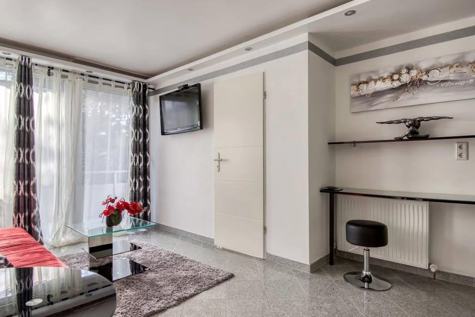 Luxuriöse 2-Zimmer-Wohnung - Photo 3