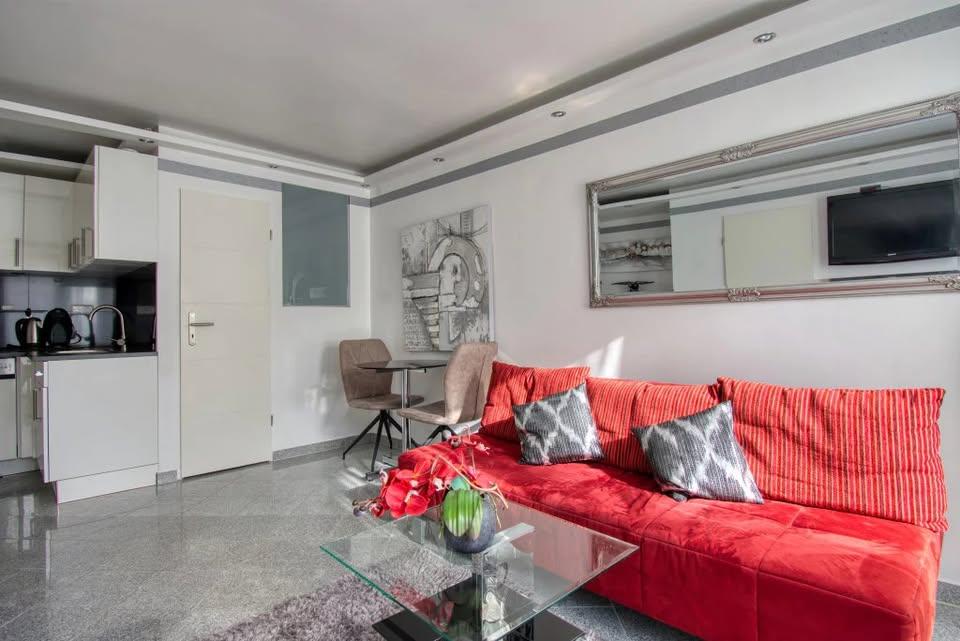 Luxuriöse 2-Zimmer-Wohnung - Photo 2