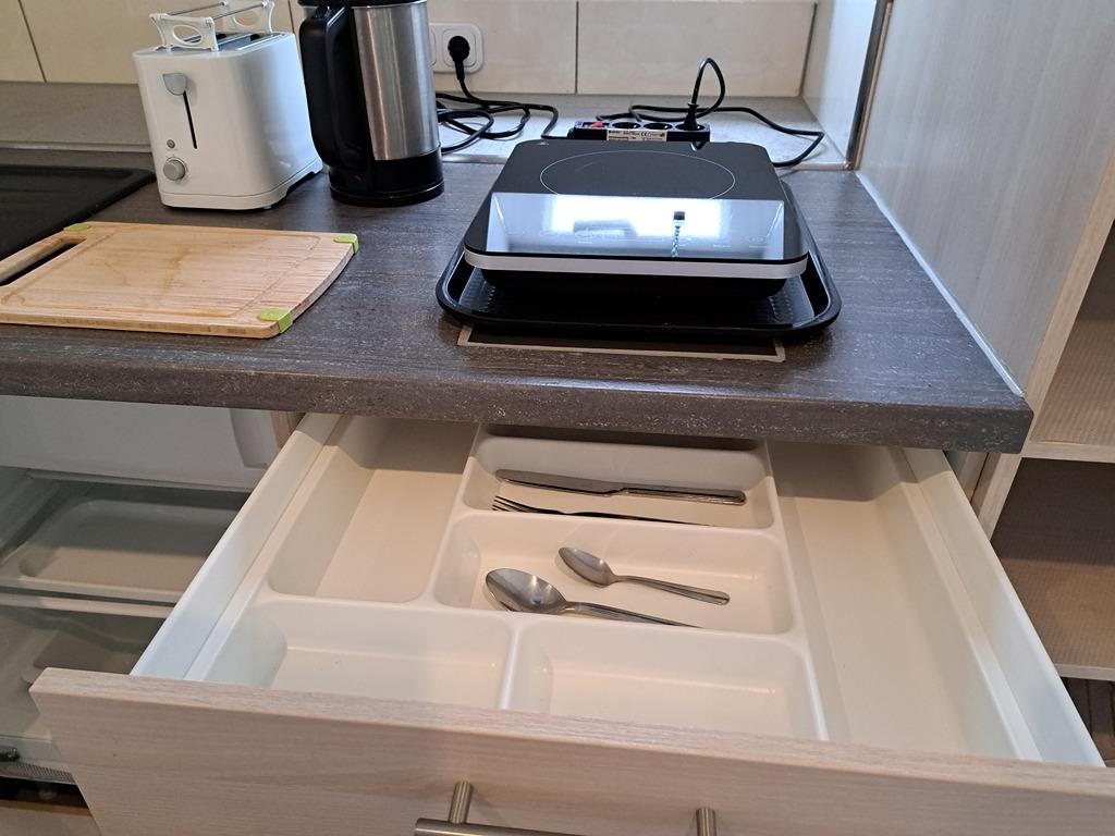 KEIN JOBCENTER Apartment 45m2 Nur Männer Arbeitsvertrag - Foto 4