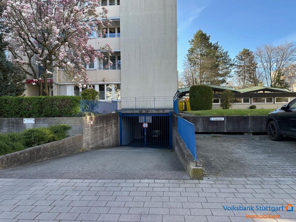 Tiefgaragenzufahrt